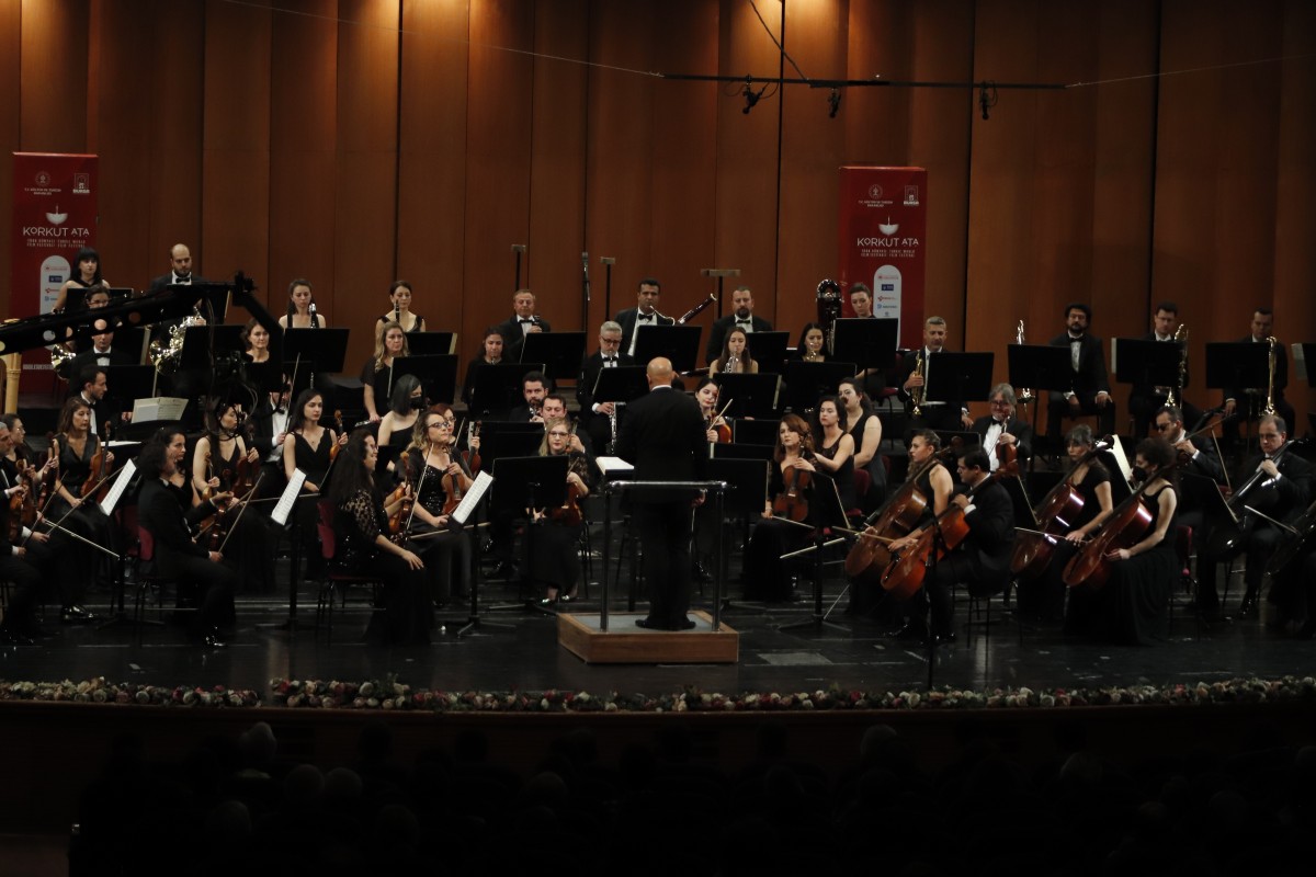 Azerbaycanlı besteci Fikret Amirov’un anısına konser