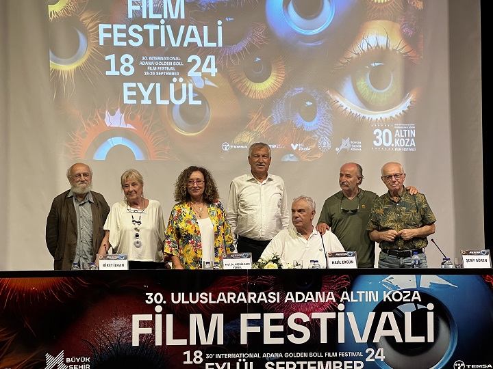 Altın Koza’da ‘’Cumhuriyetin 100. Yılında Türk Sineması’’ Paneli