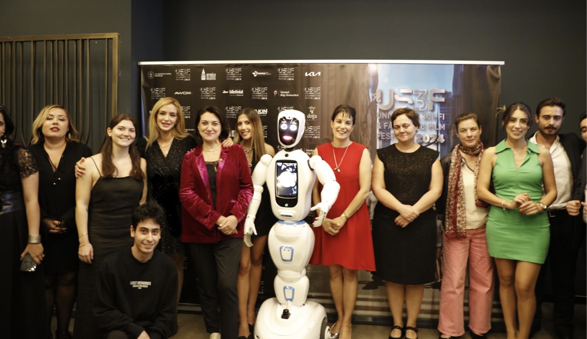 Filiz Dağ: ‘En İyi Oyuncu ödülünün bir robot karaktere verildiğini görürseniz şaşırmayın’