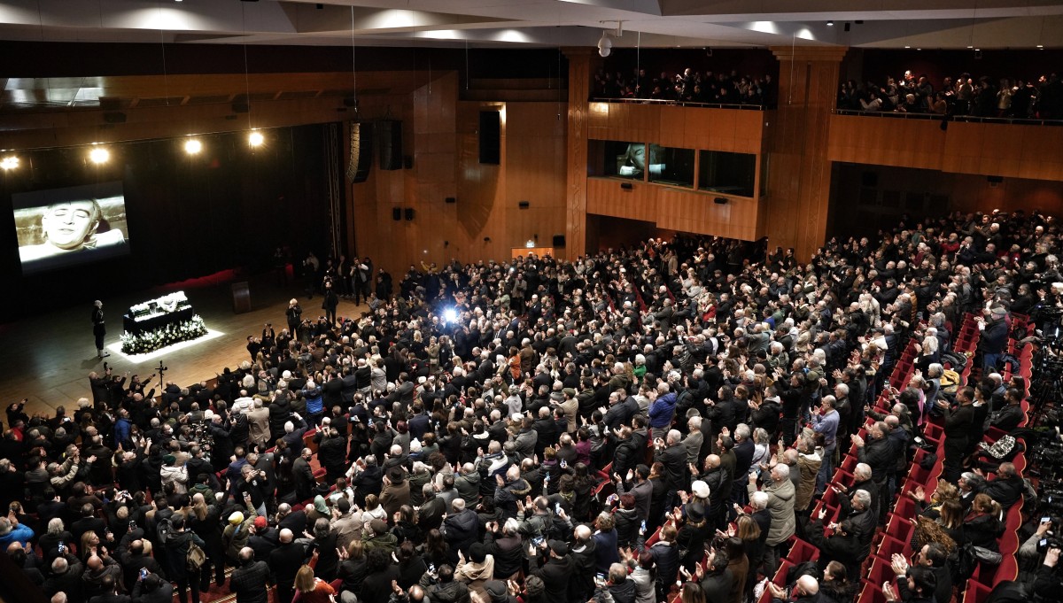 Edip Akbayram için Cemal Reşit Rey Konser Salonu'nda tören düzenlendi