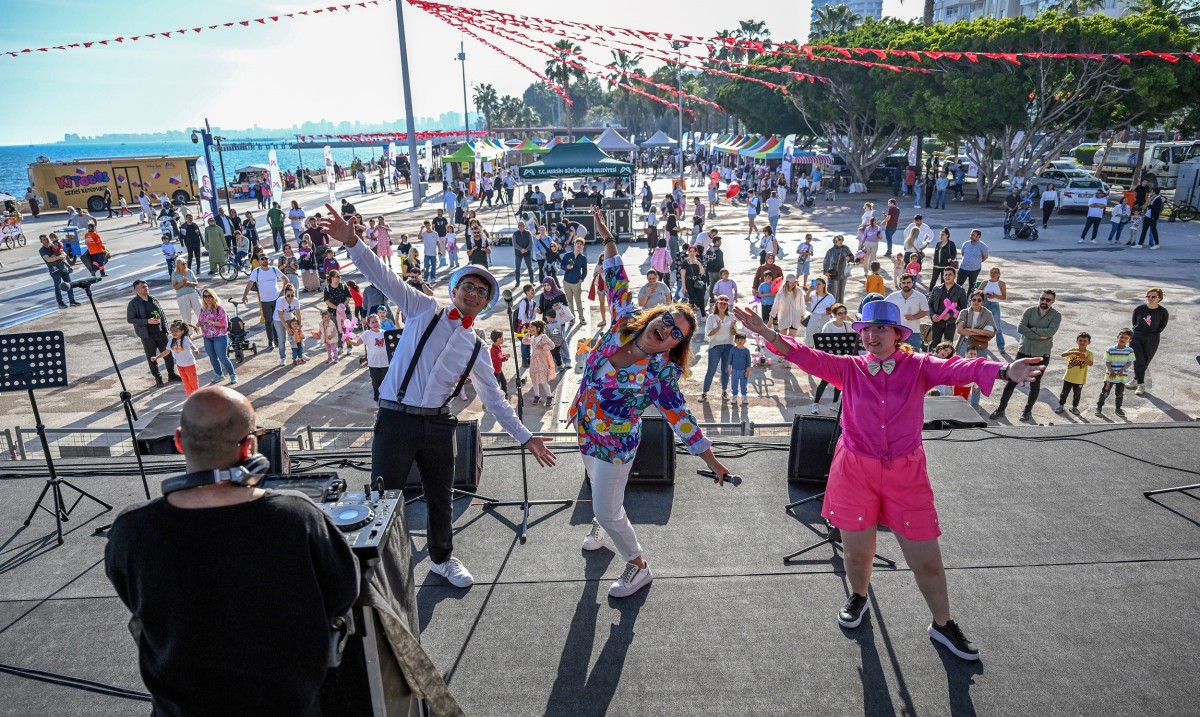 2. Uluslararası Mersin Çocuk Festivali başladı