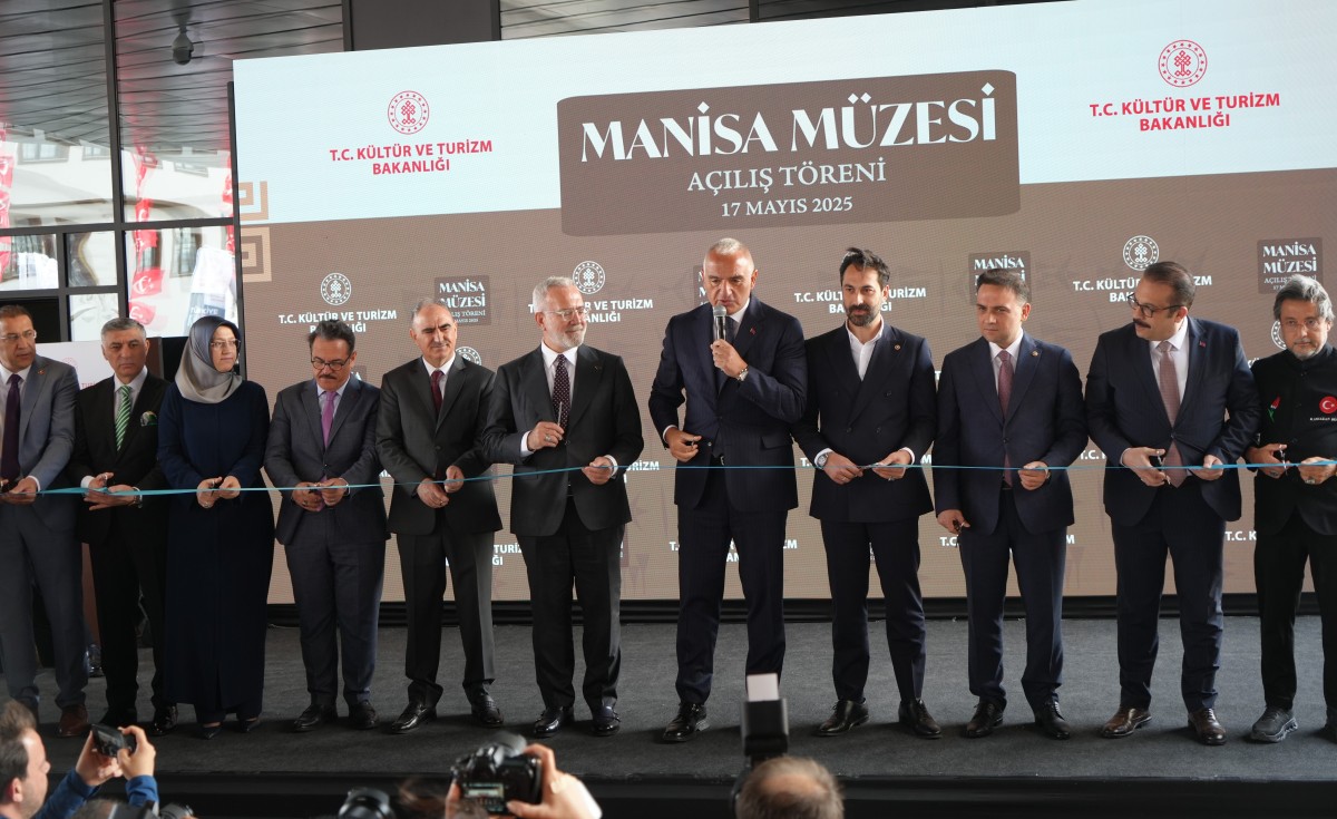 Kültür Yolu Festivali Bakan Ersoy'un katılımıyla Manisa'da başladı